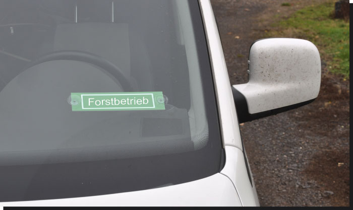Schild Autoschild Forst mit Saugnapf Förster Saugnapfschild Green 75 x 100  mm groß, von innen oder außen